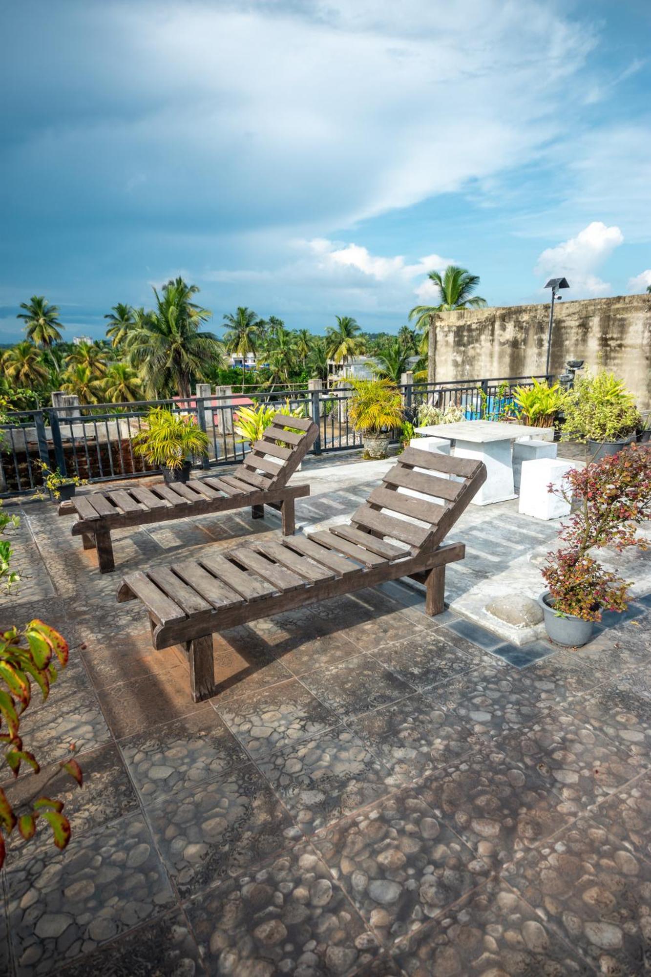 Maple Place Unawatuna Exterior foto